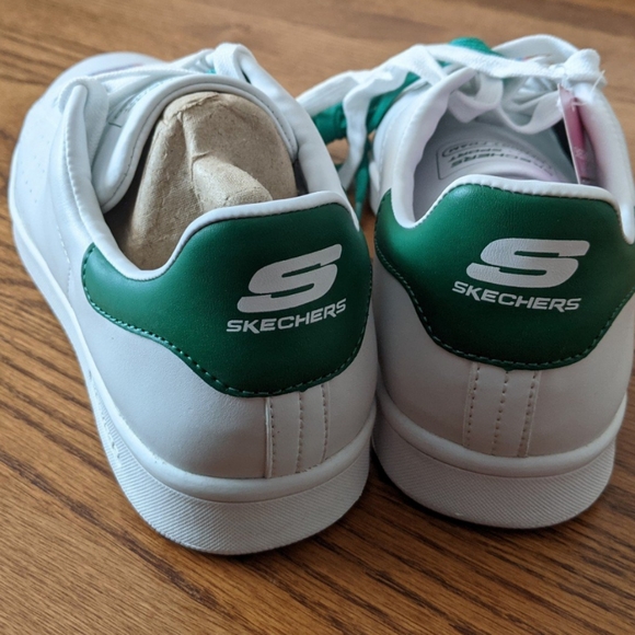 Skechers Shoes - NWT Sketchers Sneakers